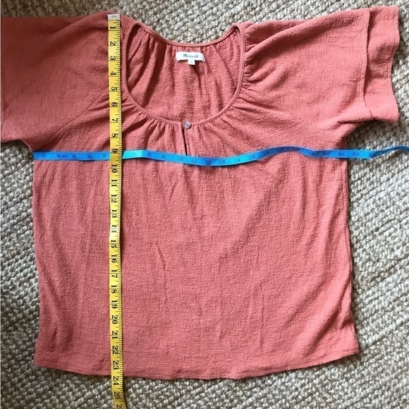 MADEWELL top textured cotton short sleeve shirt. Size small. - Picture 5 of 7